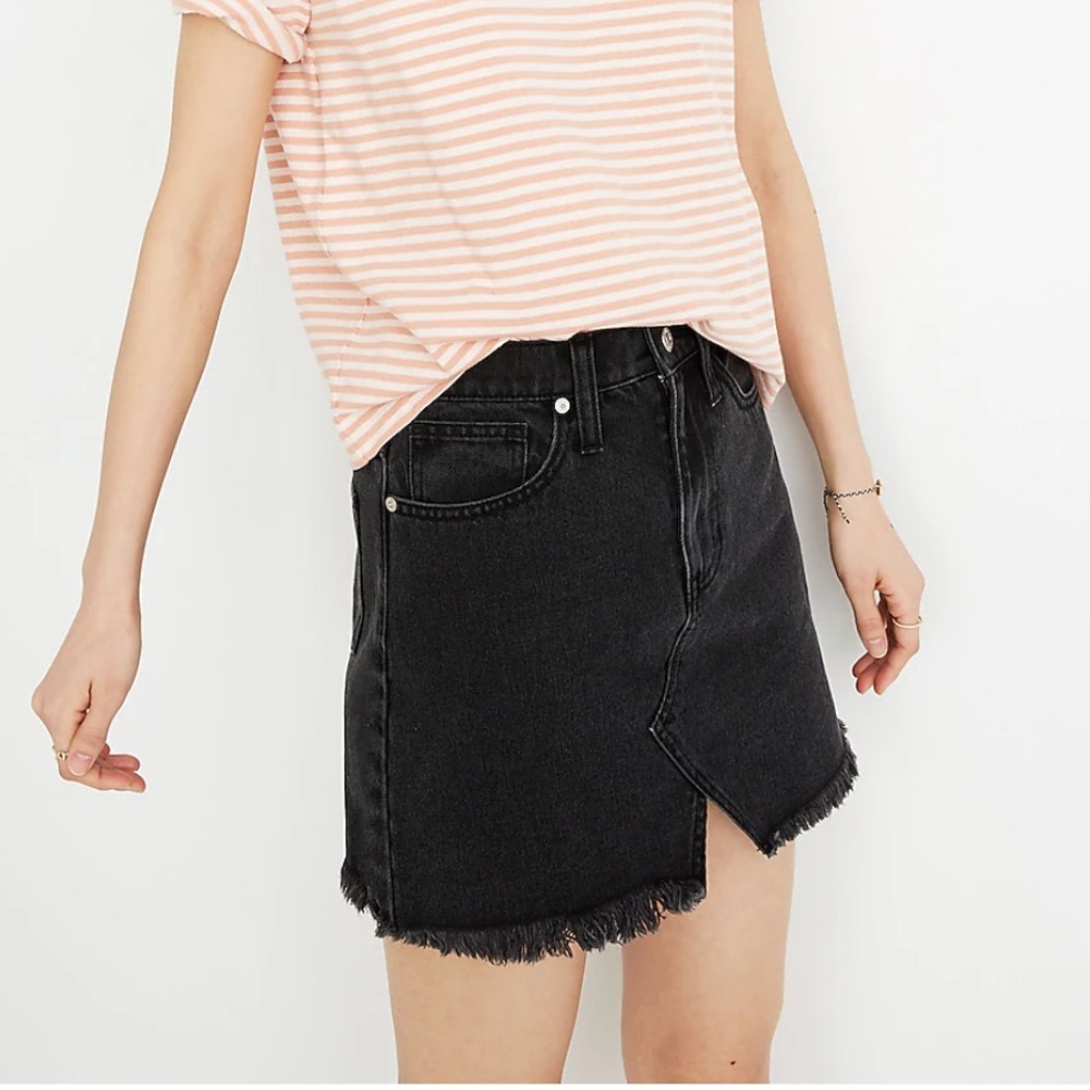 Madewell  Rigid Denim A-Line Mini Skirt in Lunar Wash: Cutout Edition Sz 31